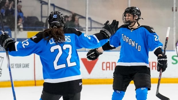 Spooner scores 2 shootout targets to elevate PWHL Toronto over New York for fifth straight win